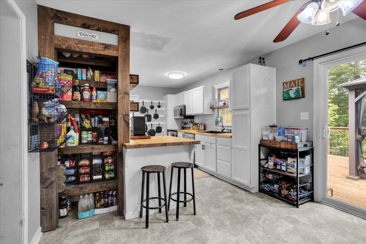 1059 Stonewall RD