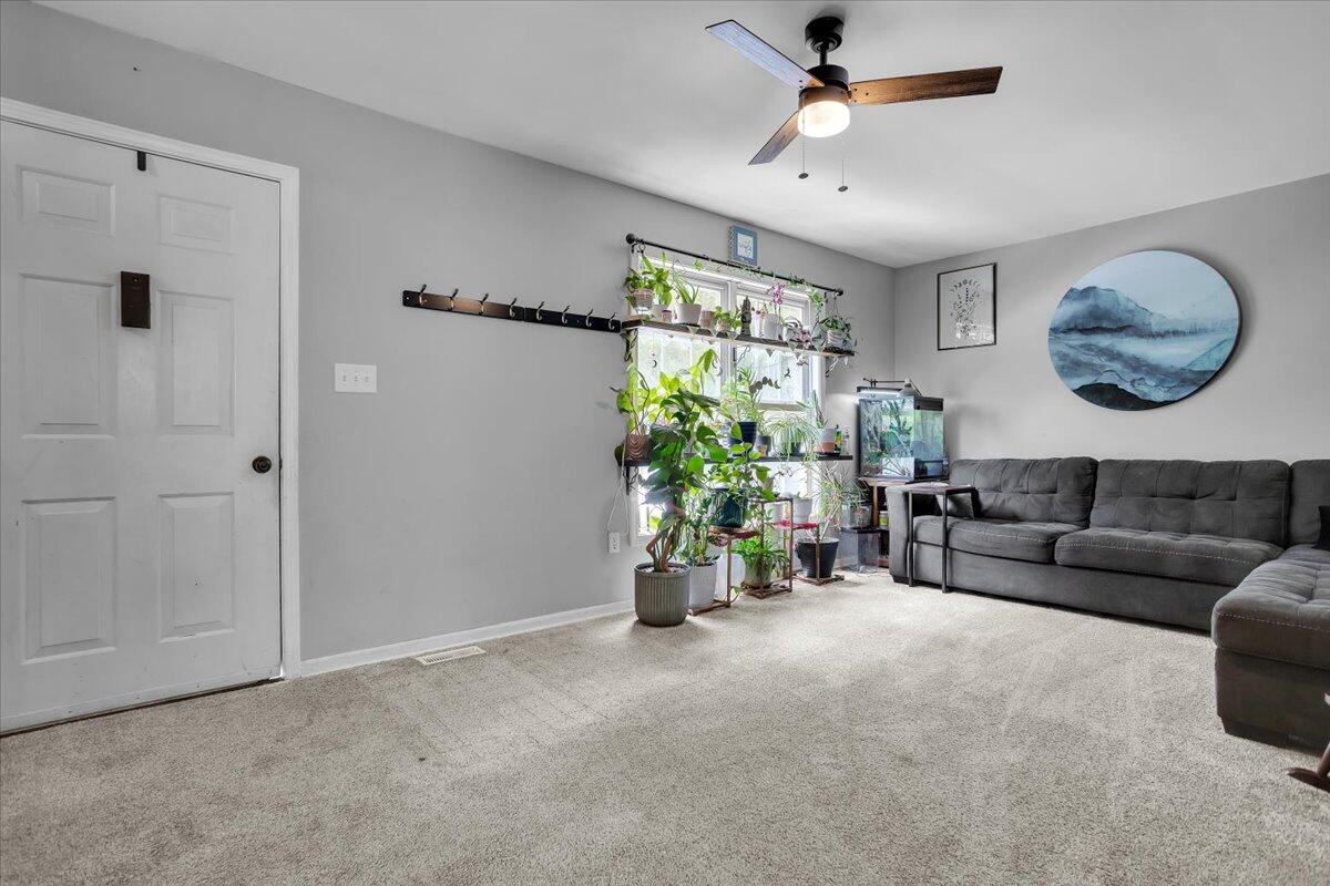 1059 Stonewall RD