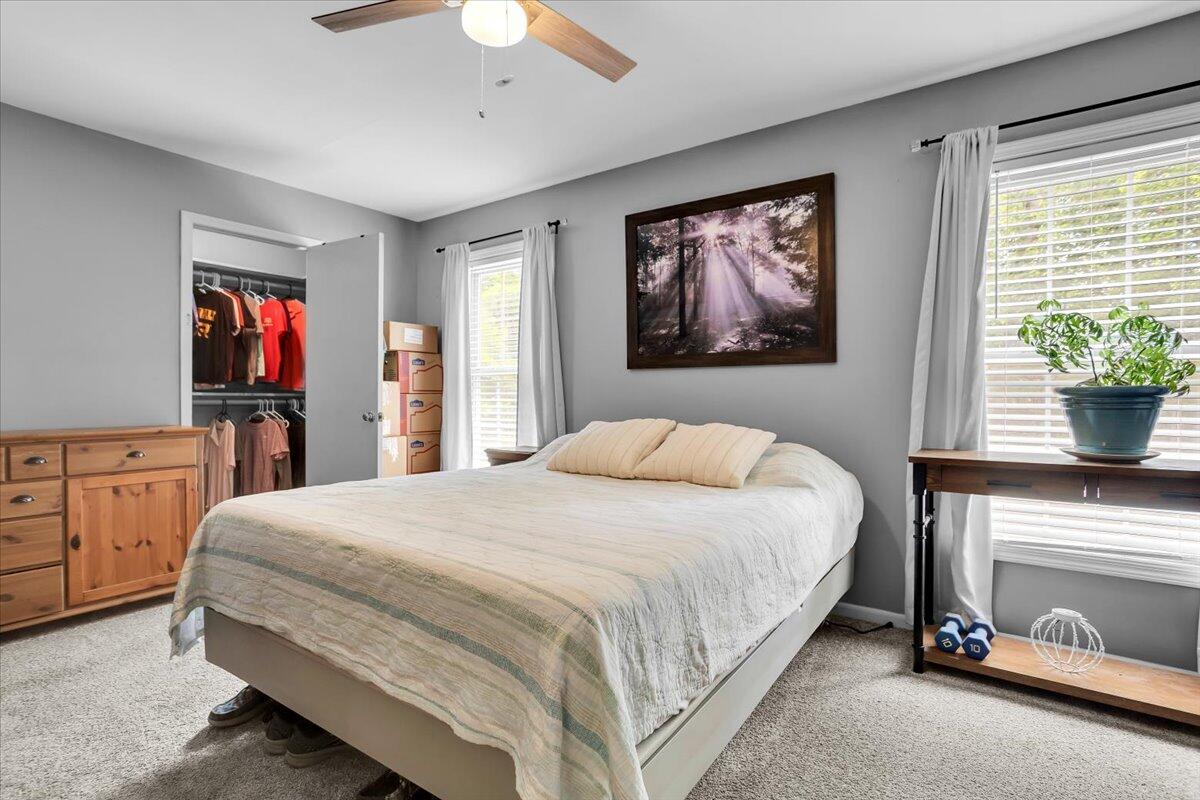 1059 Stonewall RD