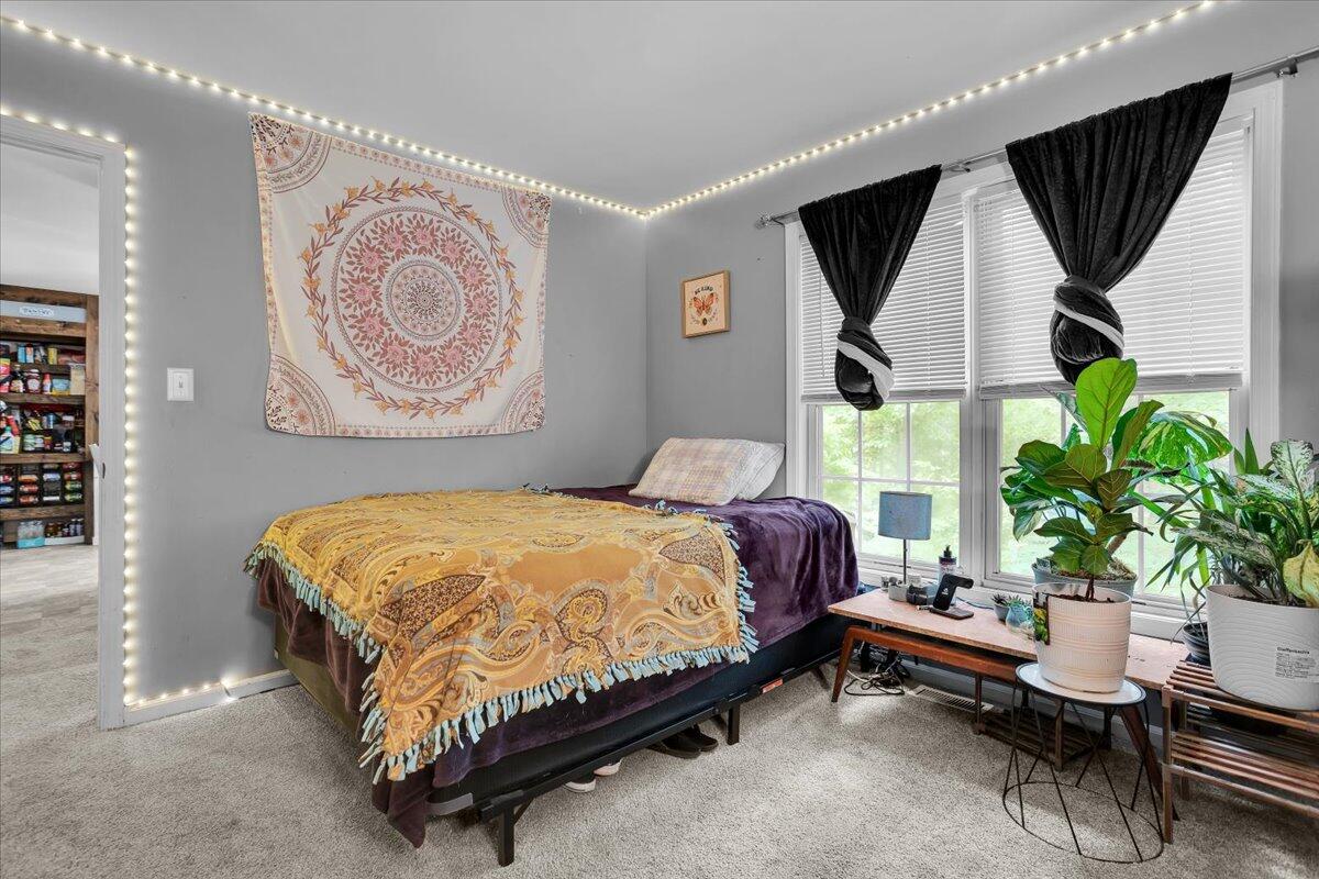 1059 Stonewall RD