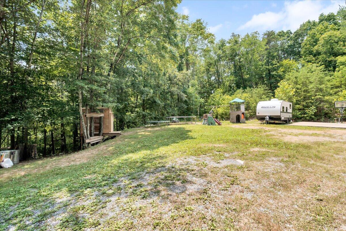 1059 Stonewall RD