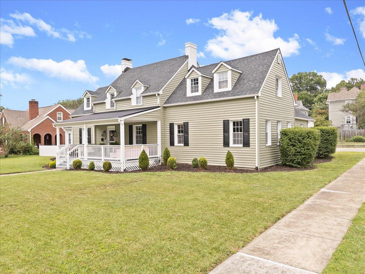 335 Roanoke BLVD