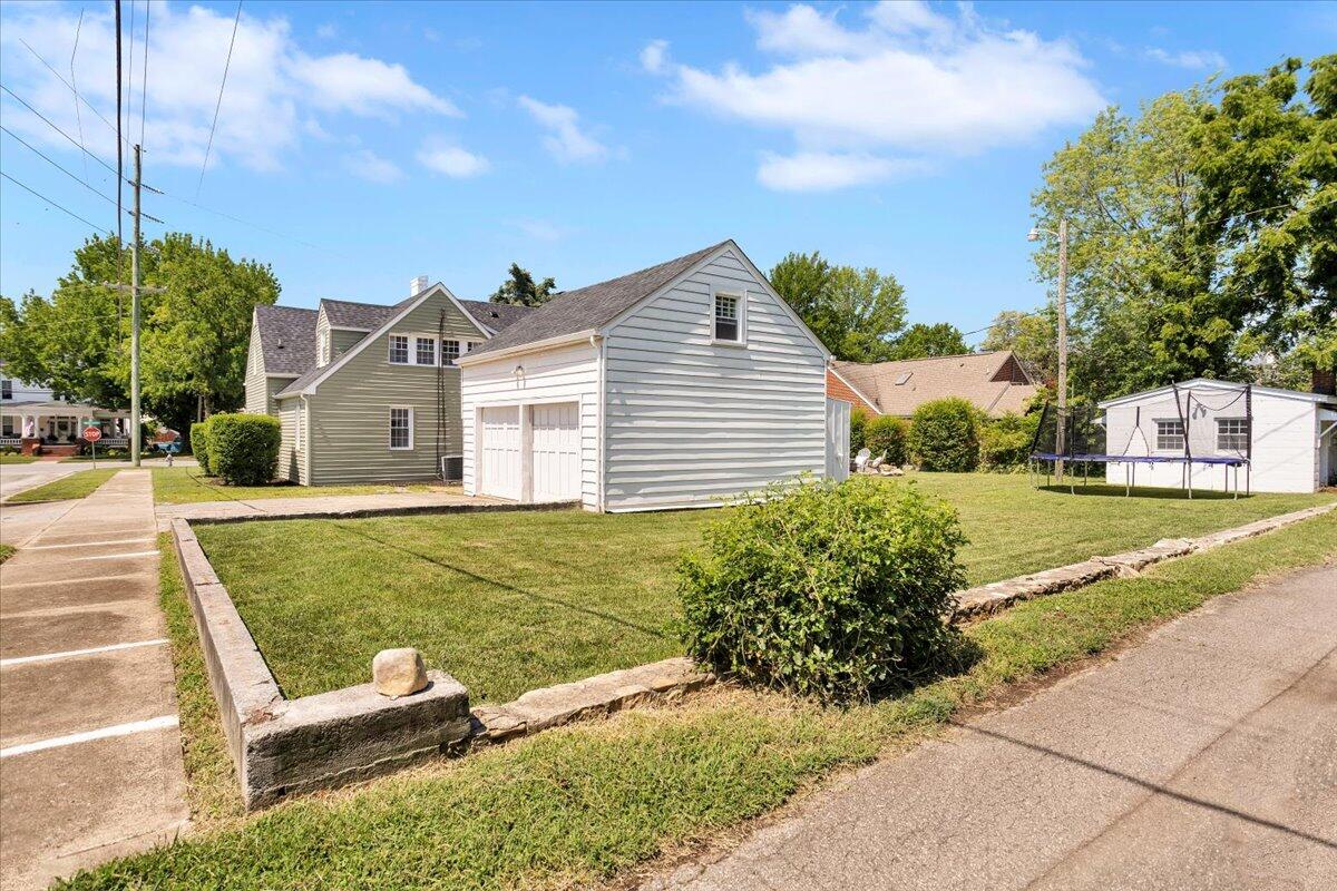 335 Roanoke BLVD