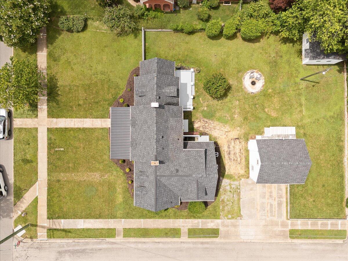 335 Roanoke BLVD