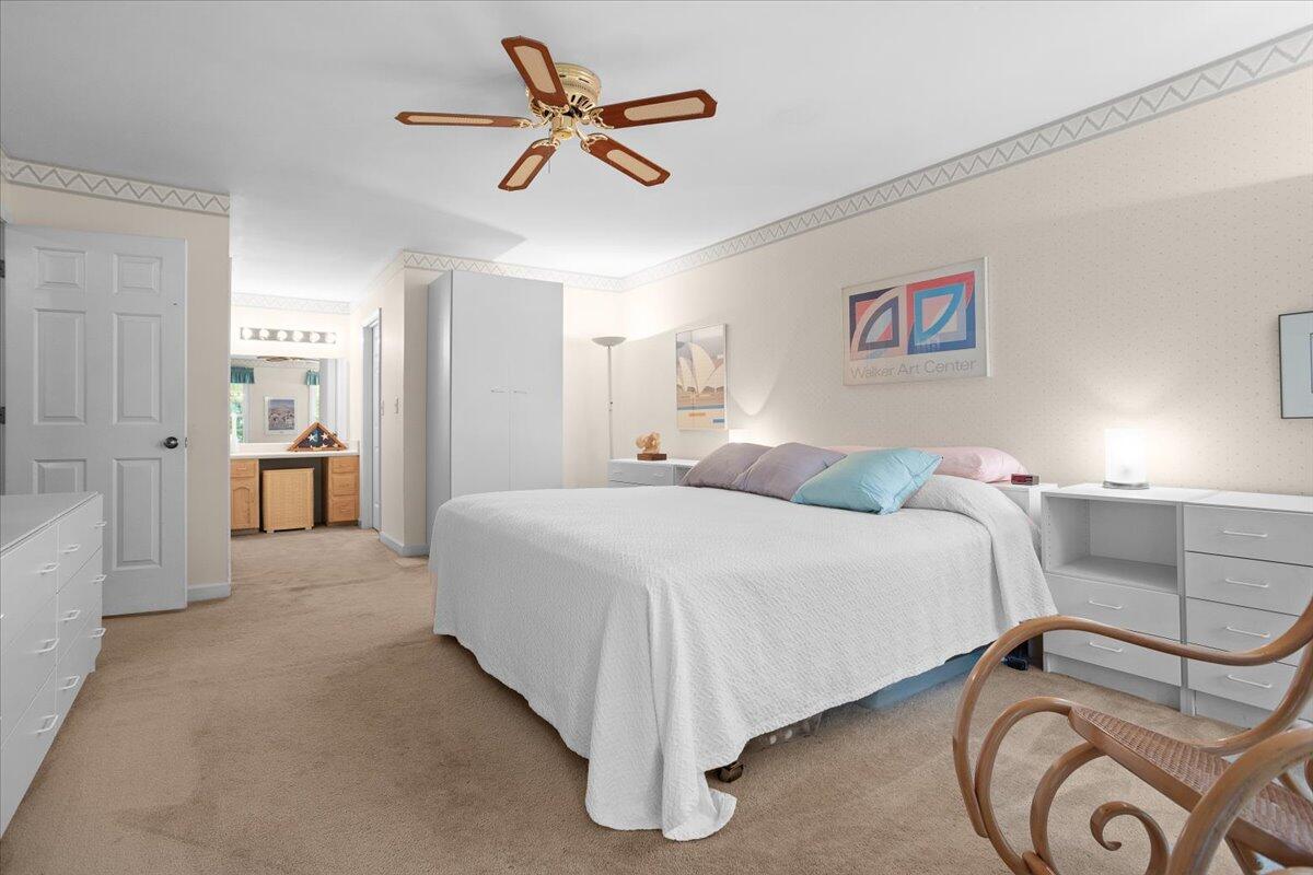 4131 Snowbird CIR