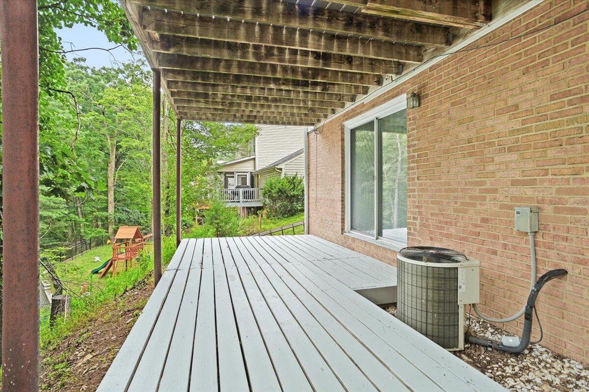 4131 Snowbird CIR
