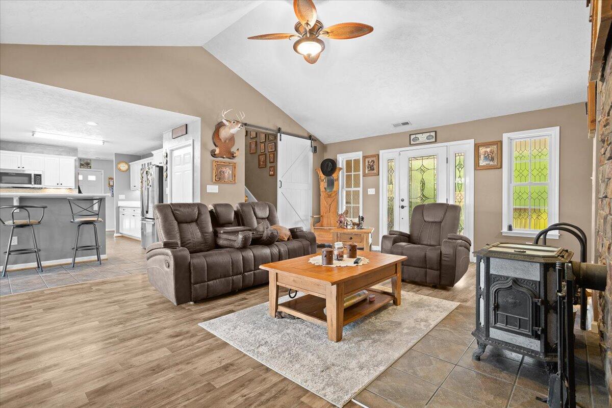 1530 Indian Springs LN