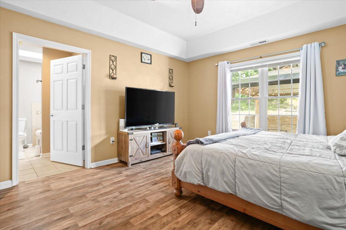 1530 Indian Springs LN