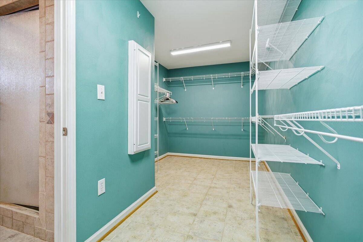 1530 Indian Springs LN