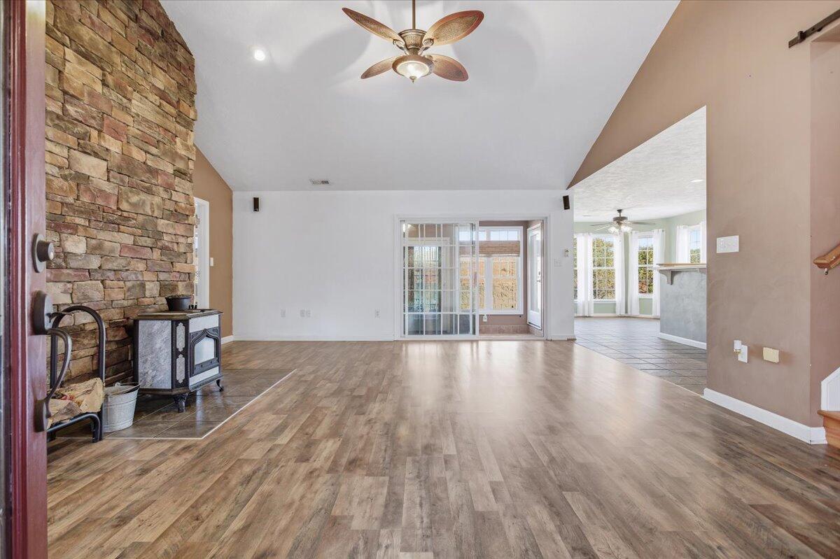 1530 Indian Springs LN