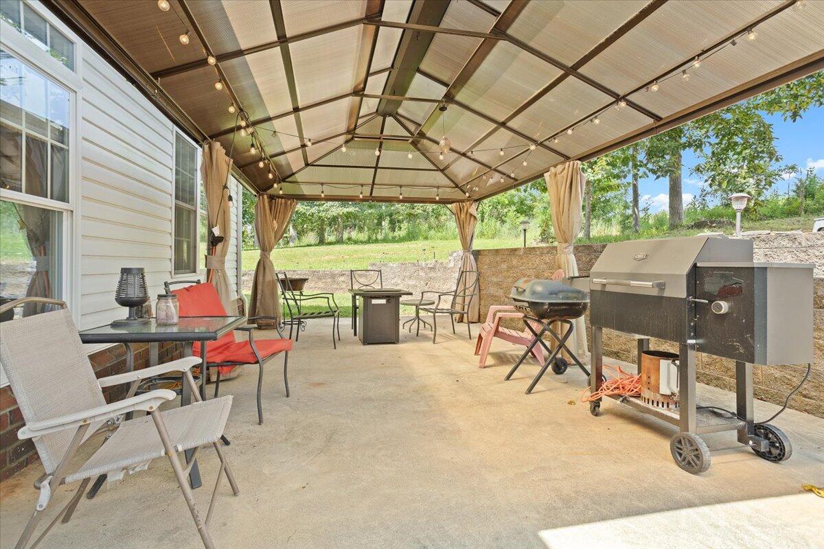 1530 Indian Springs LN