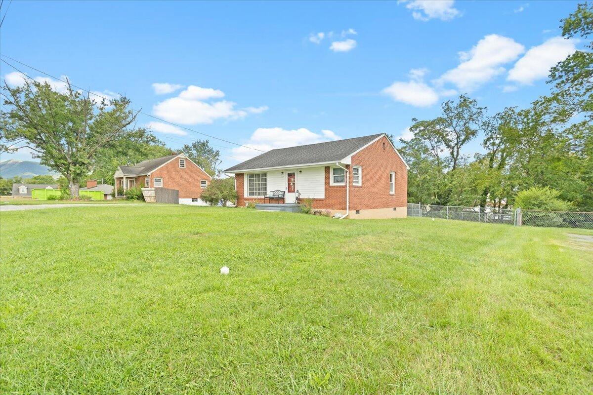 218 Post RD