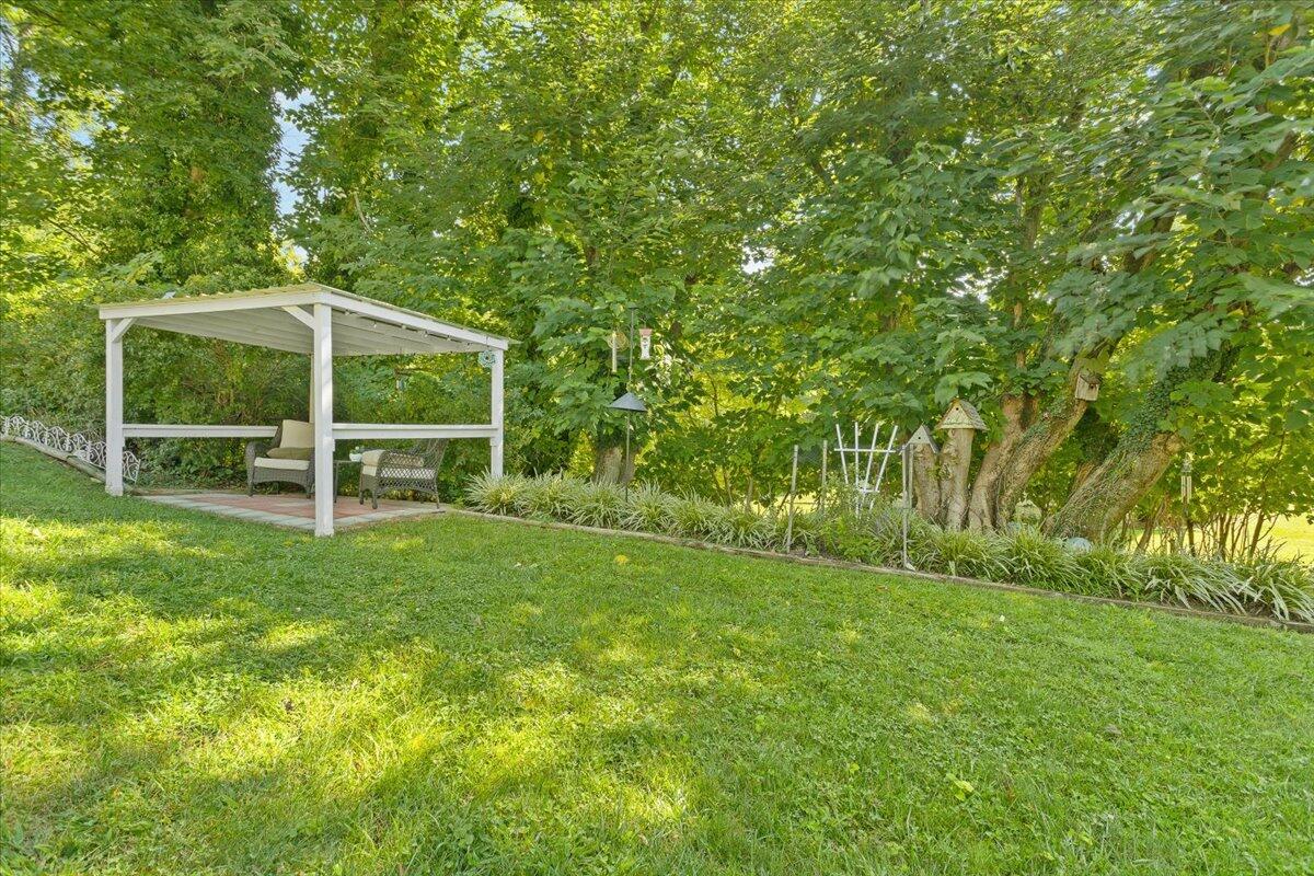 4309 Cresthill DR