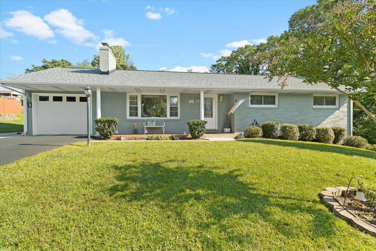 4309 Cresthill DR