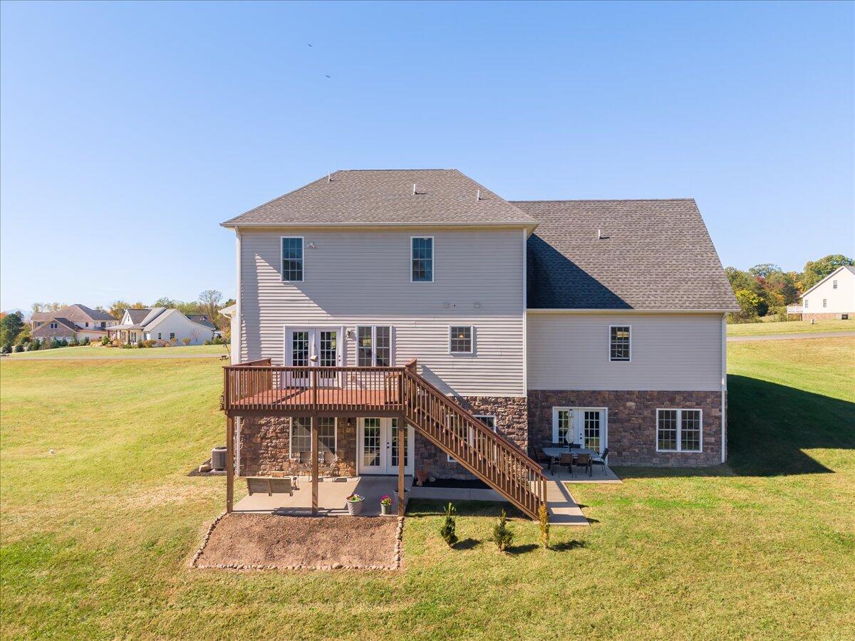 250 Thornblade WAY