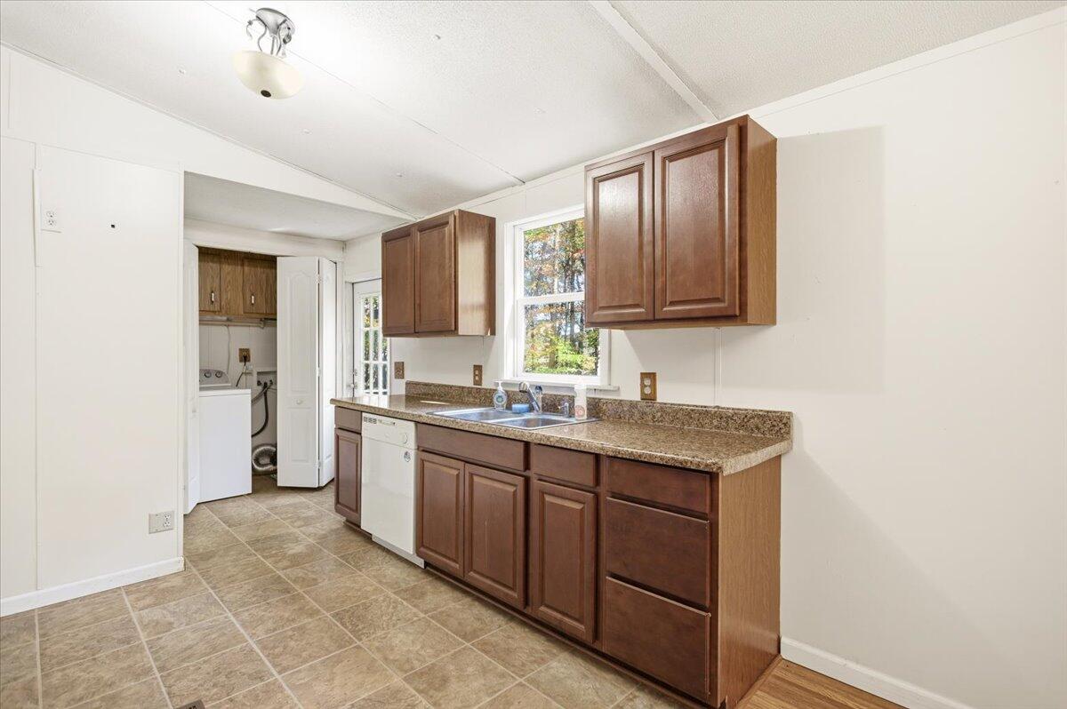 1834 Gravel Hill RD