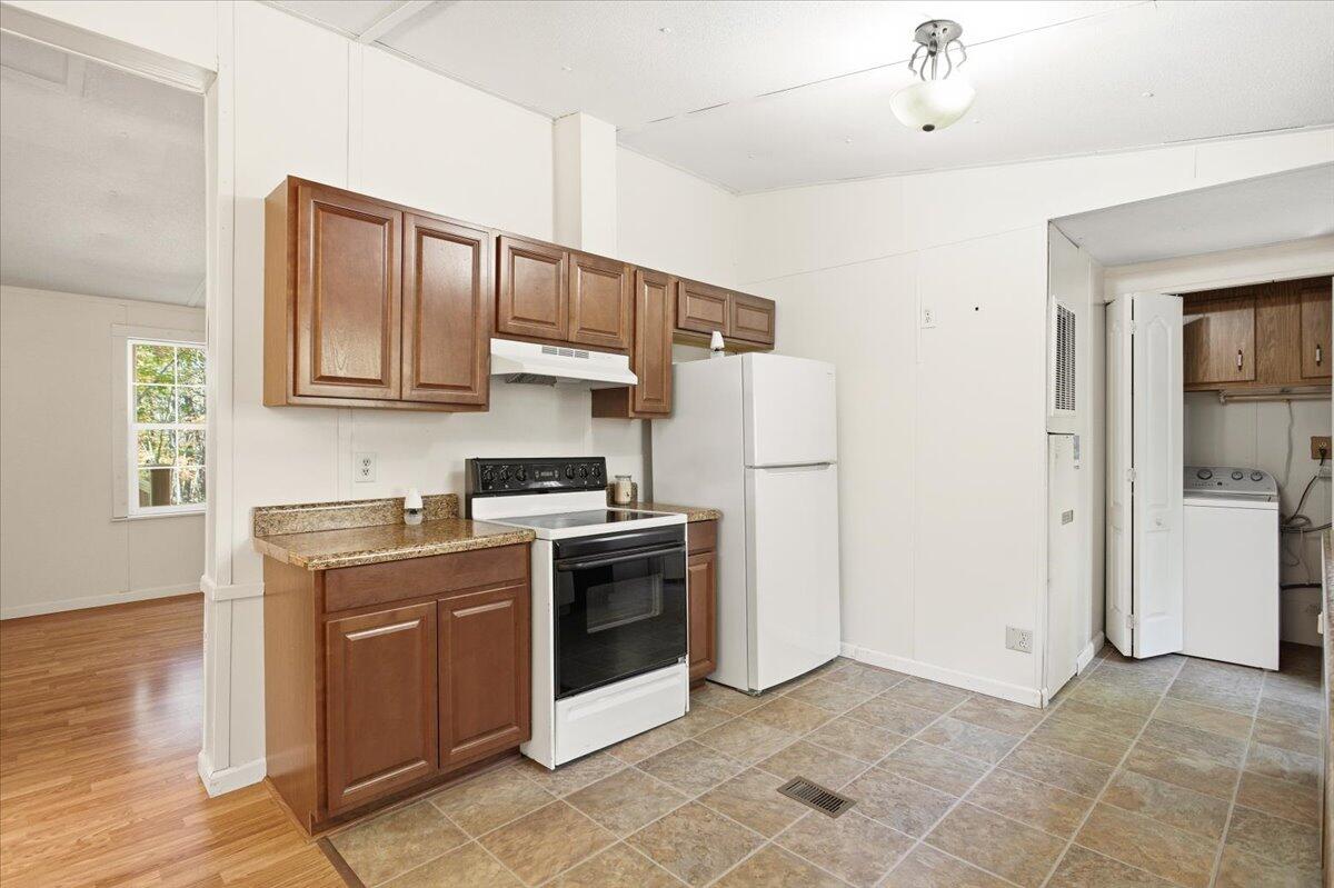 1834 Gravel Hill RD