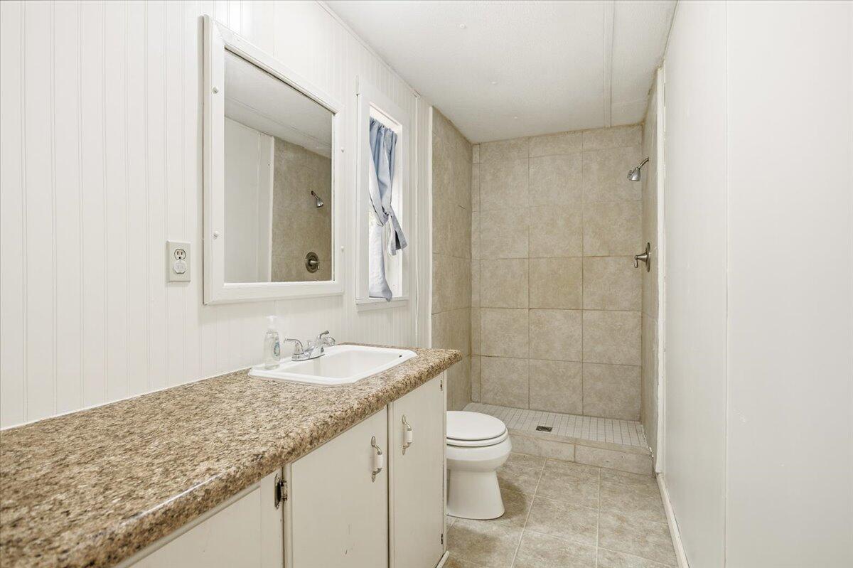 1834 Gravel Hill RD