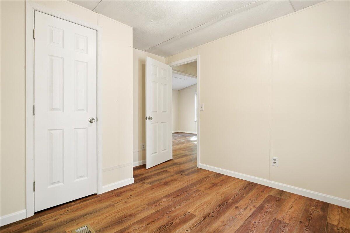 1834 Gravel Hill RD