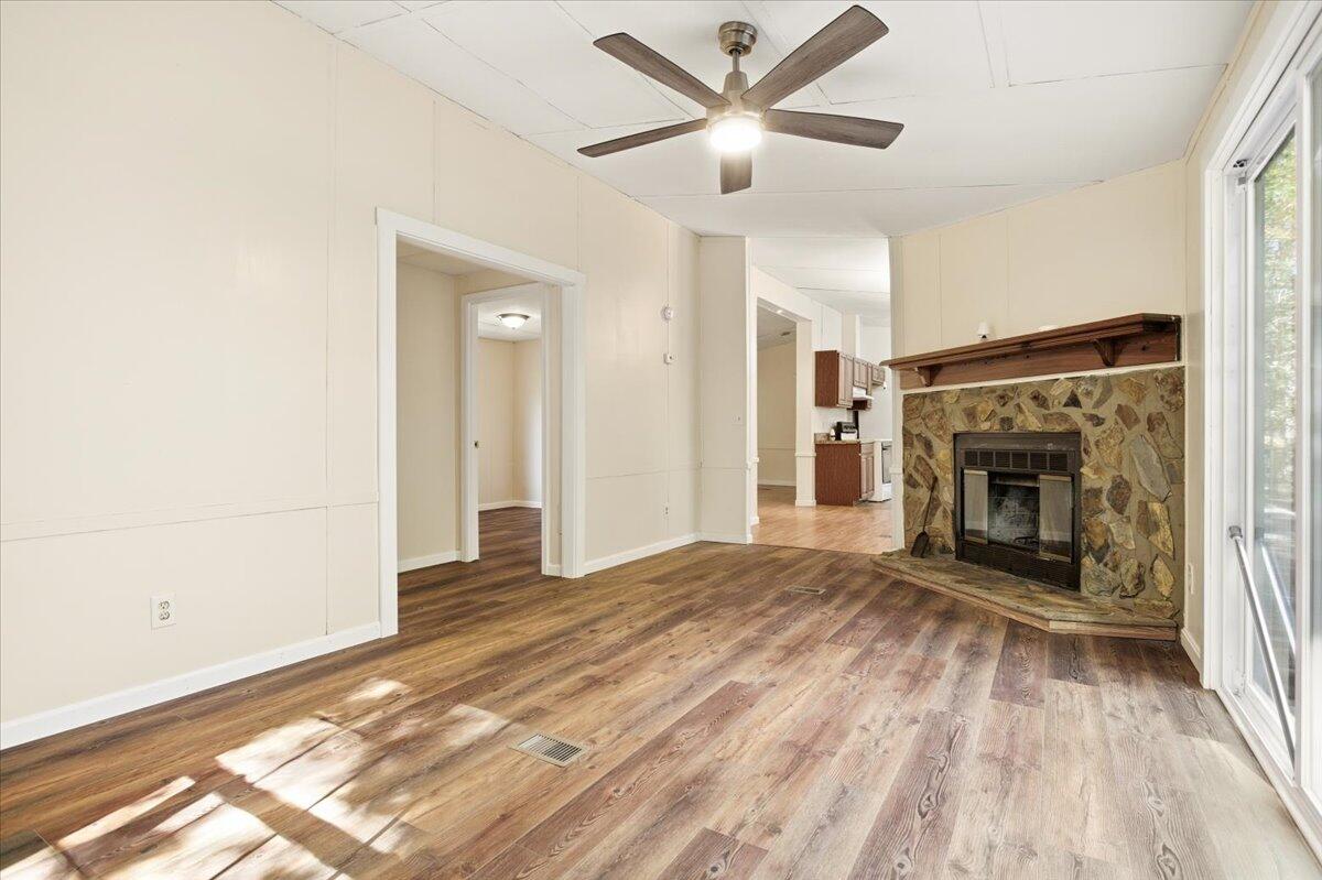 1834 Gravel Hill RD
