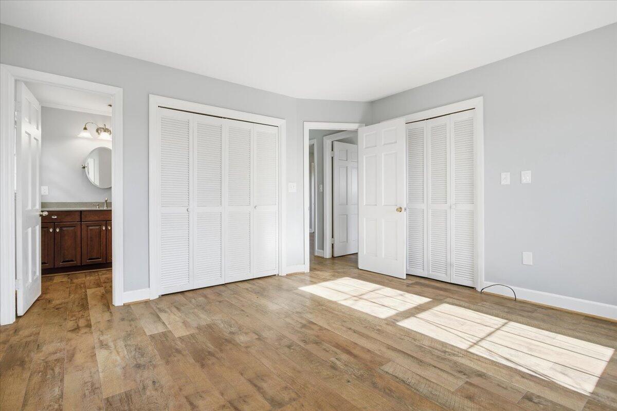 2127/2129 Moneta RD