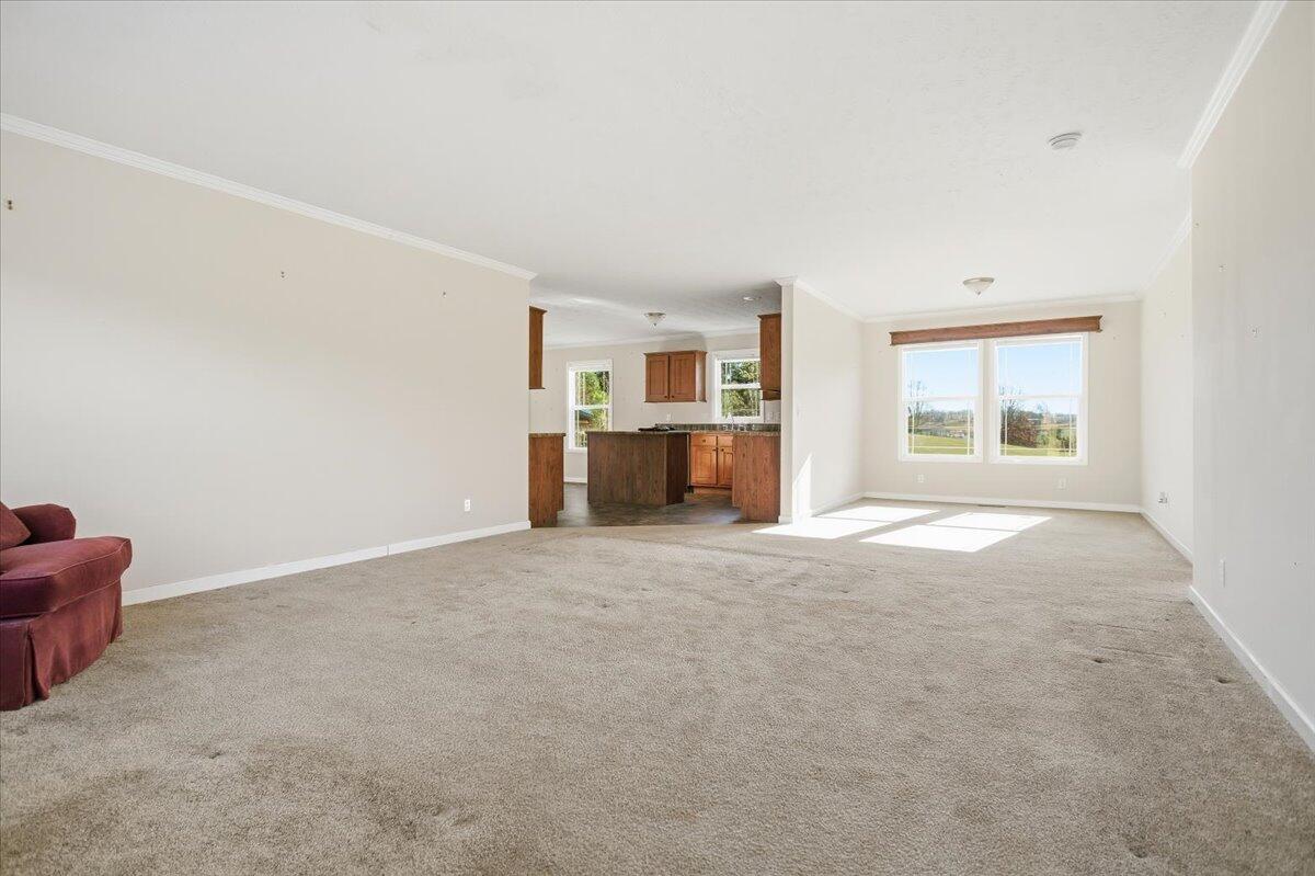 2127/2129 Moneta RD