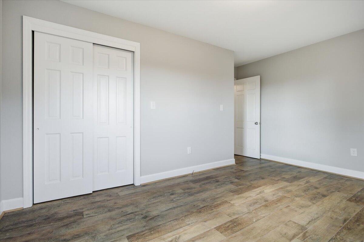 2127/2129 Moneta RD