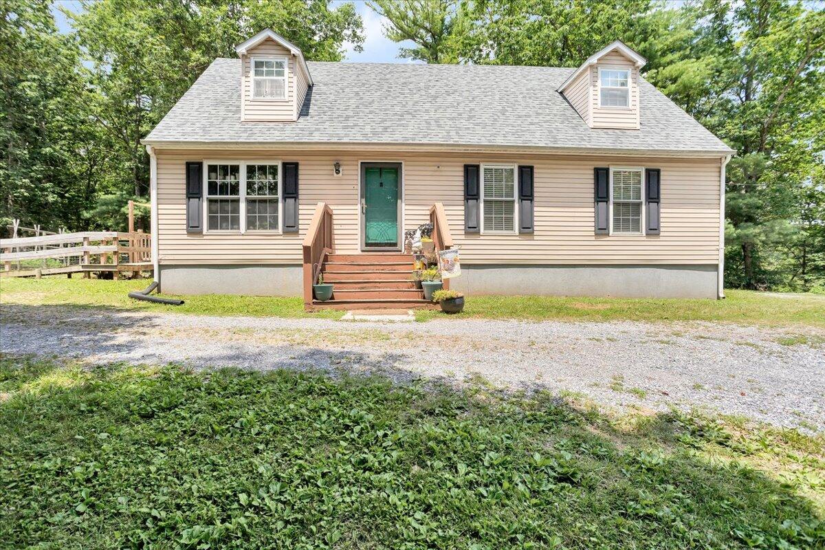 1059 Stonewall RD