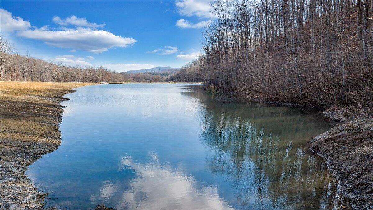 5841 Twine Hollow RD