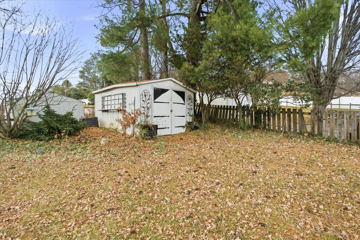 3636 Grandview AVE NW