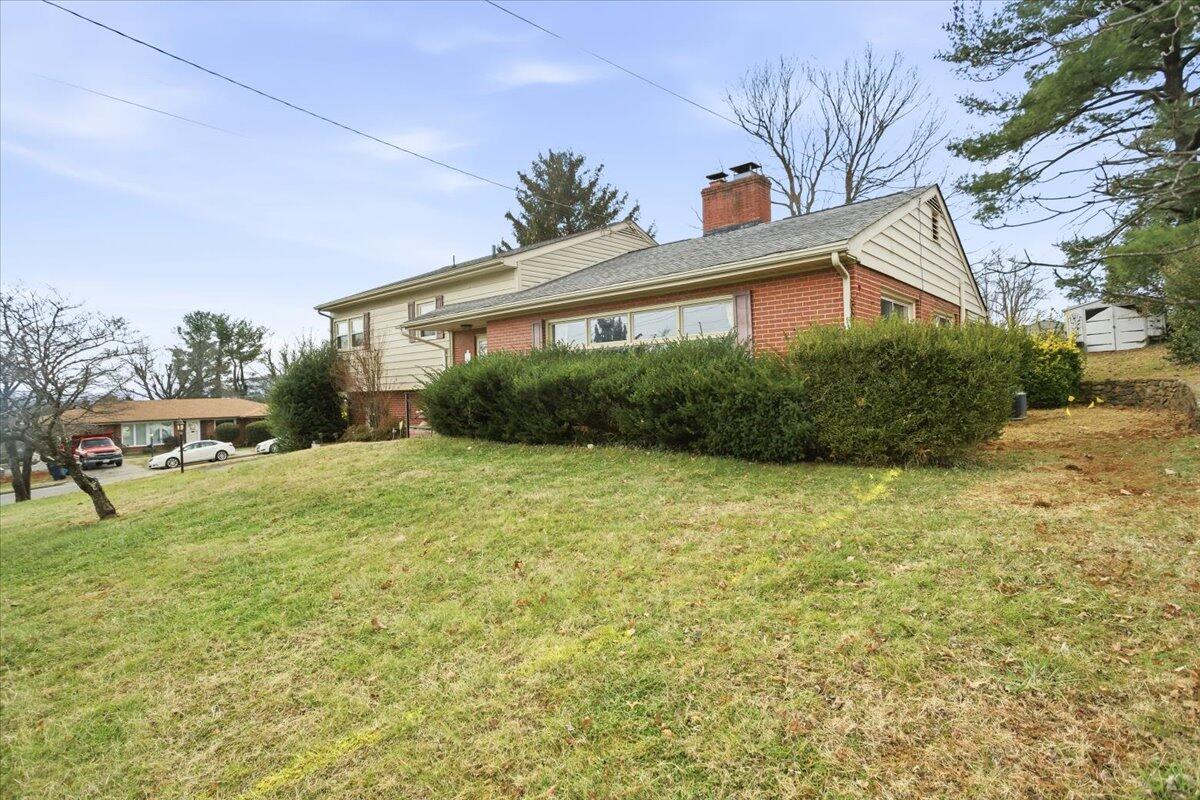 3636 Grandview AVE NW