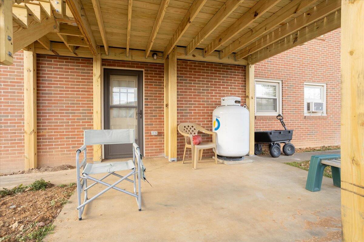 4129 Blue View DR