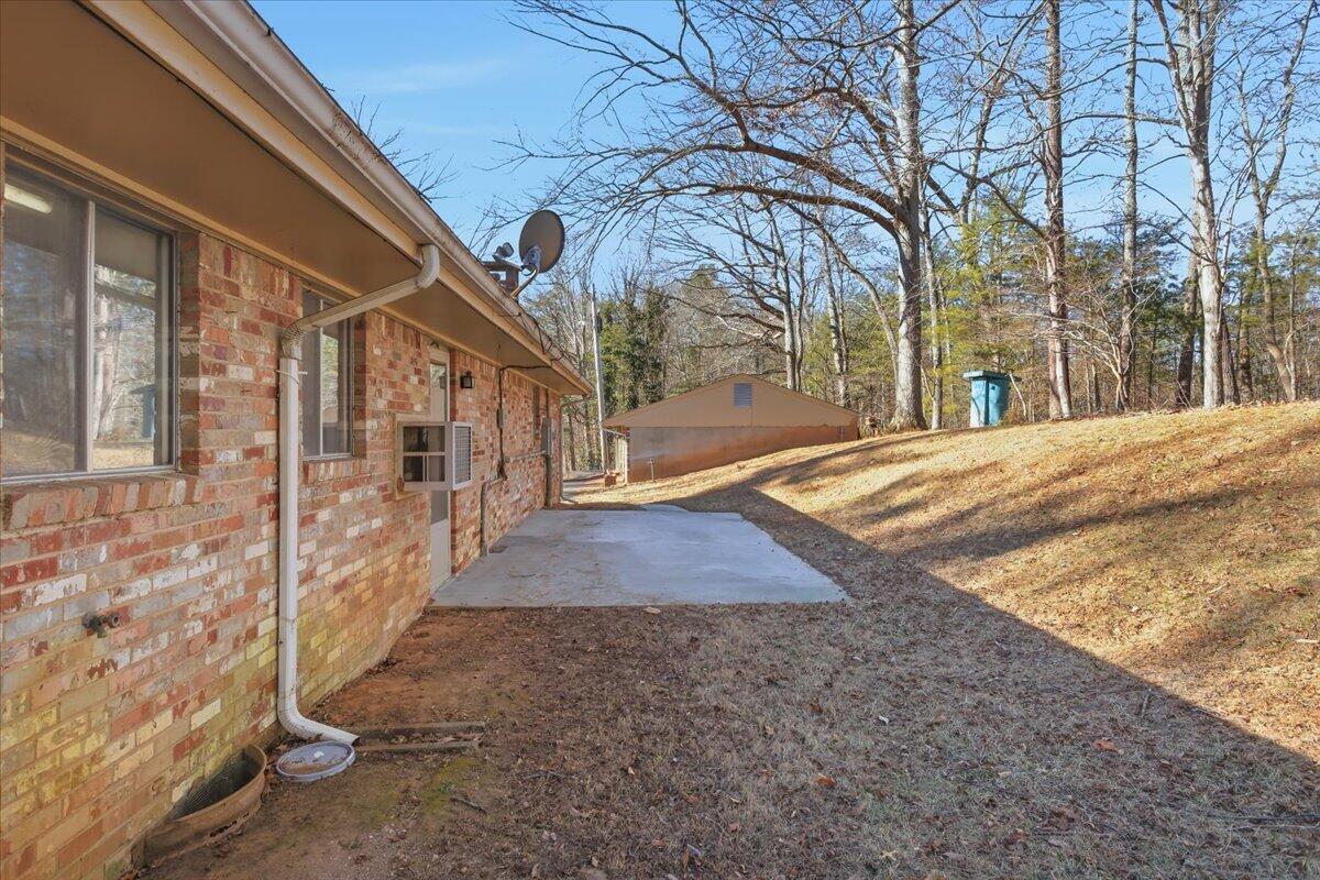 5585 Bent Mountain RD