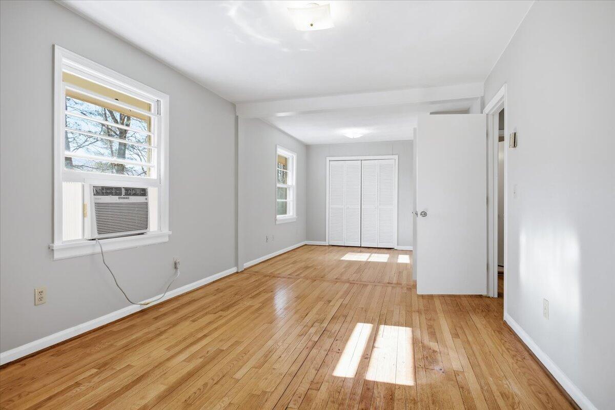 5585 Bent Mountain RD