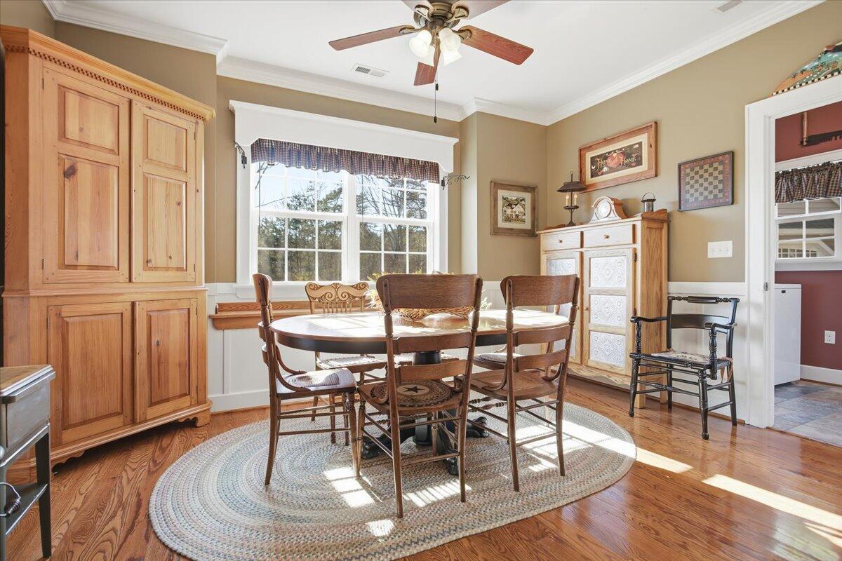 1718 Laurel Mountain DR