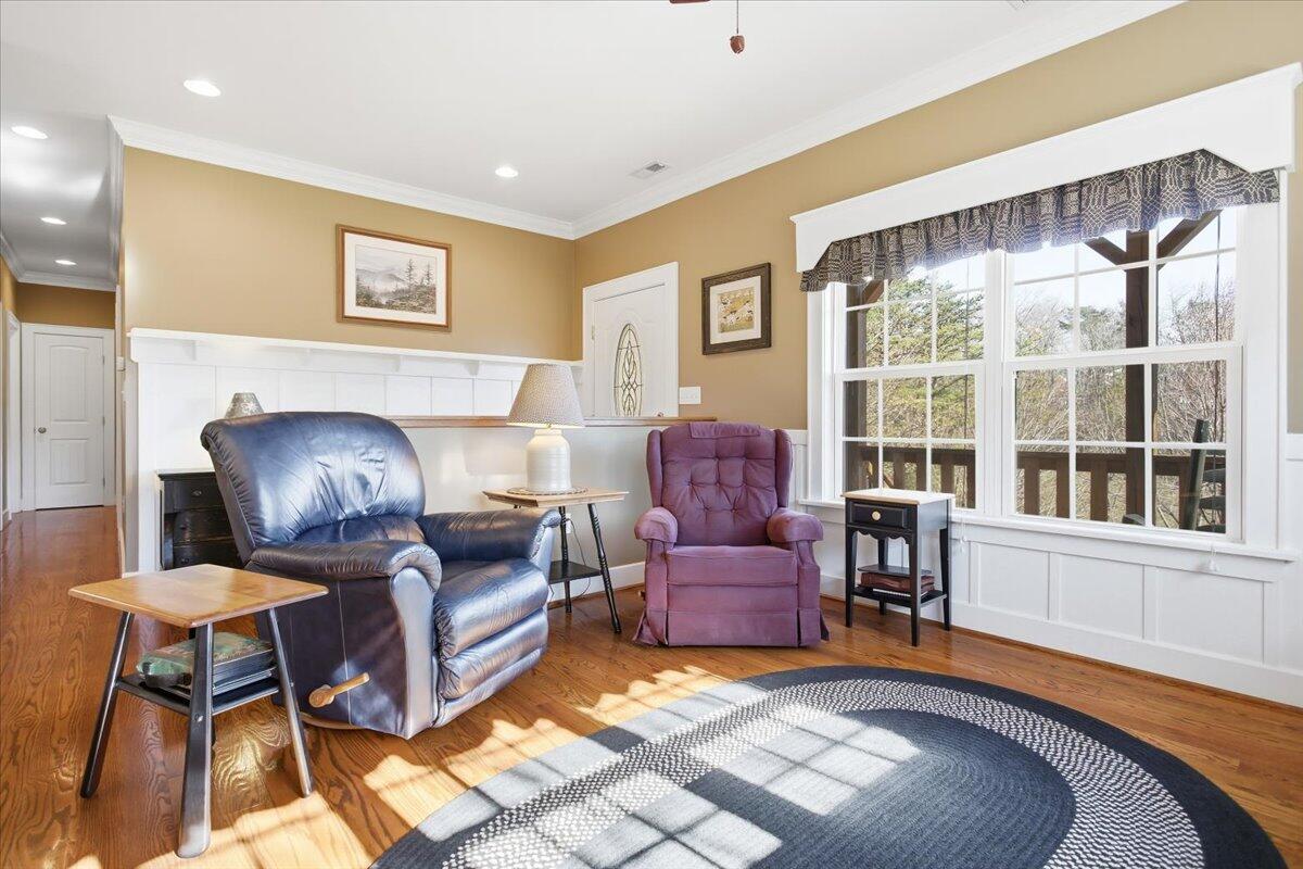 1718 Laurel Mountain DR