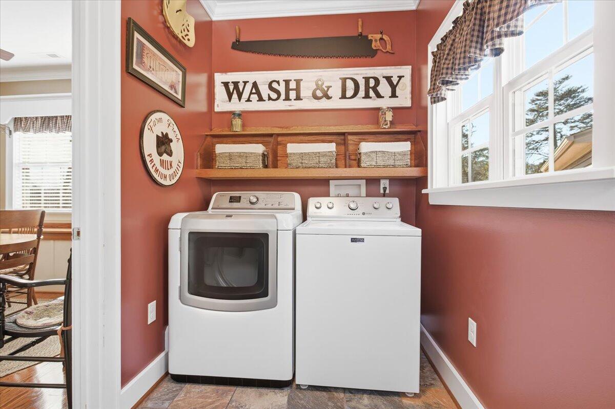 1718 Laurel Mountain DR