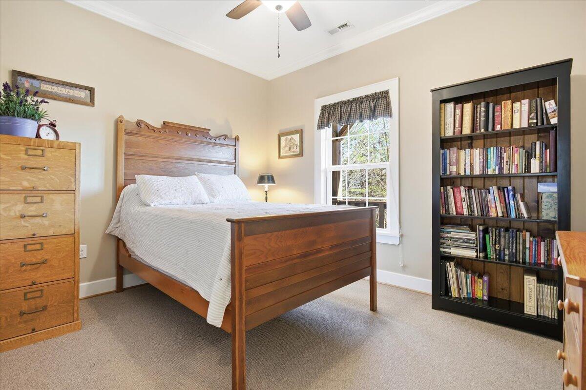 1718 Laurel Mountain DR