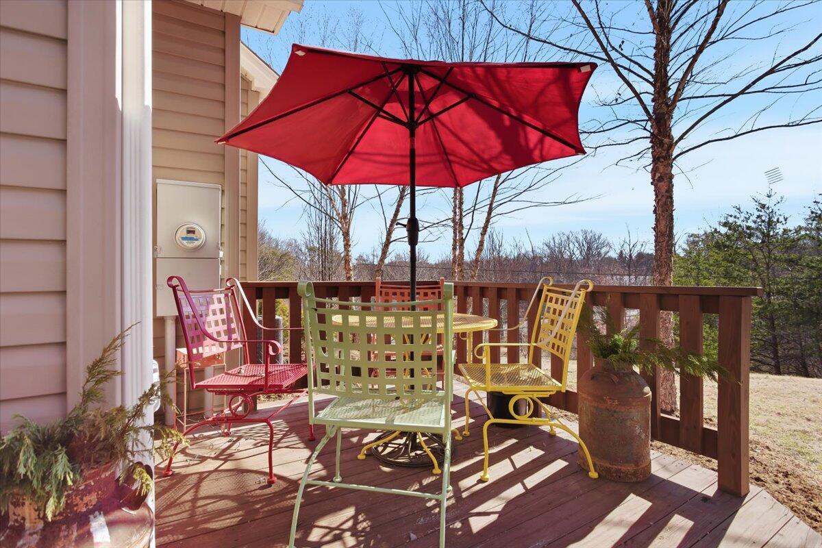 1718 Laurel Mountain DR