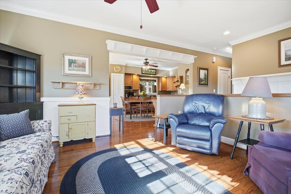 1718 Laurel Mountain DR