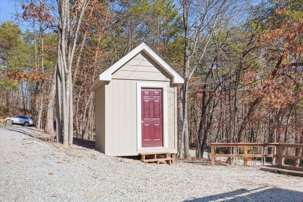 1718 Laurel Mountain DR