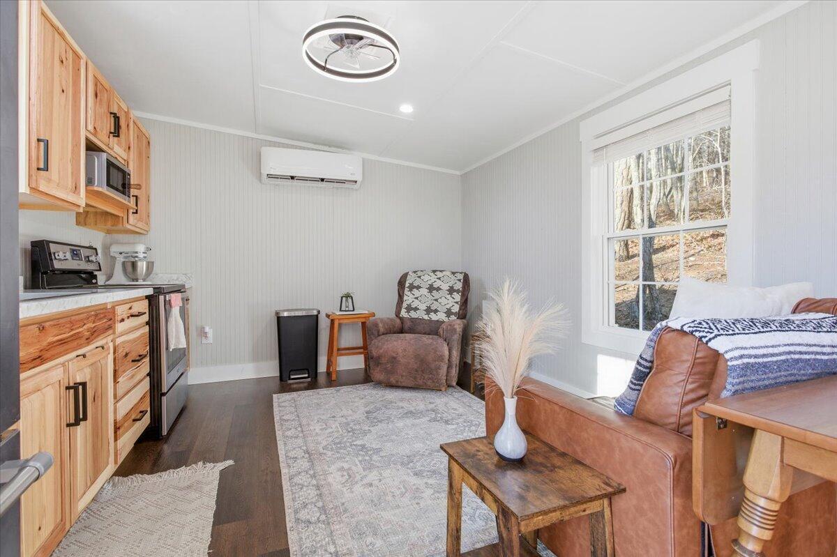 3276 Absalom Smith RD