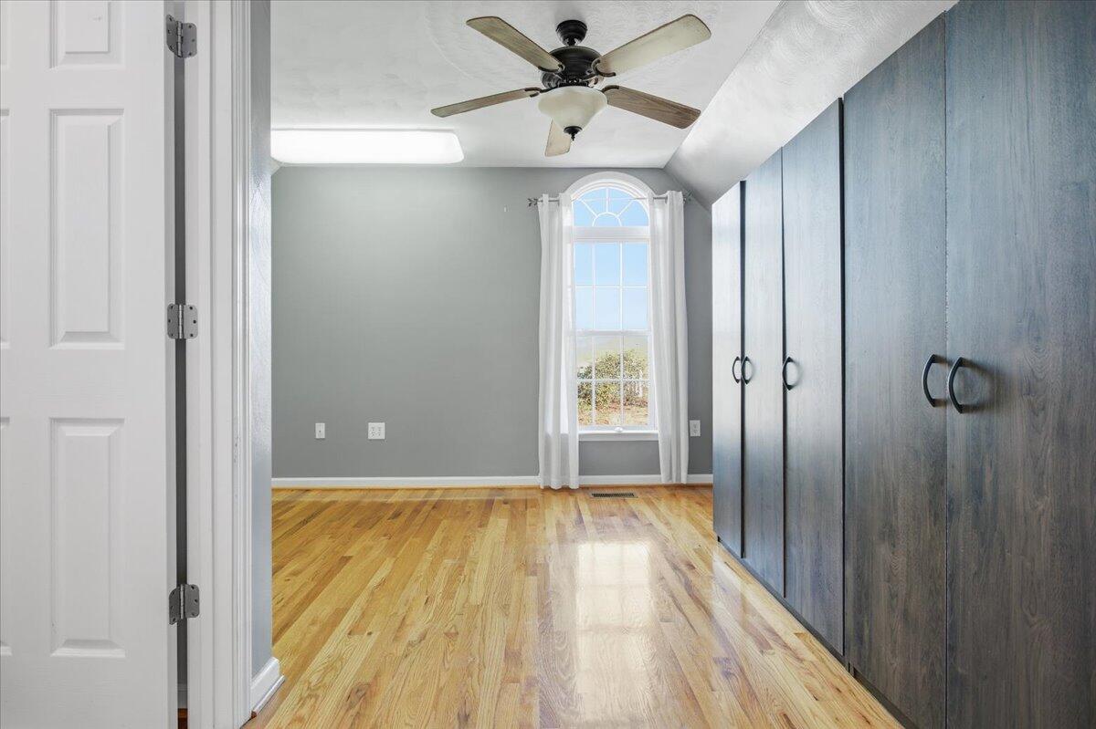 1530 Indian Springs LN