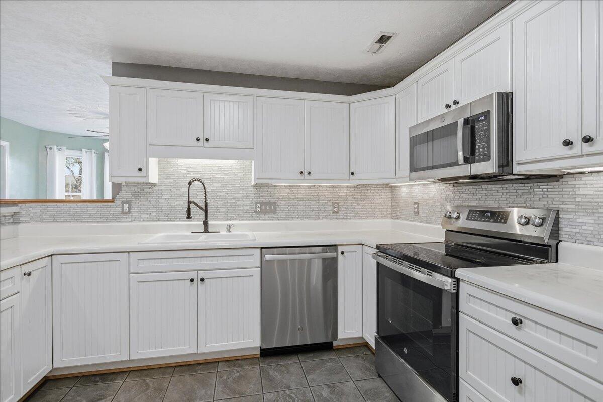 1530 Indian Springs LN