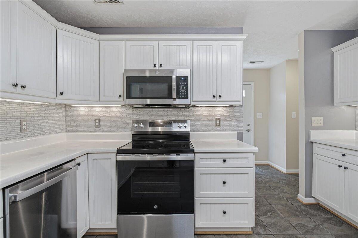 1530 Indian Springs LN