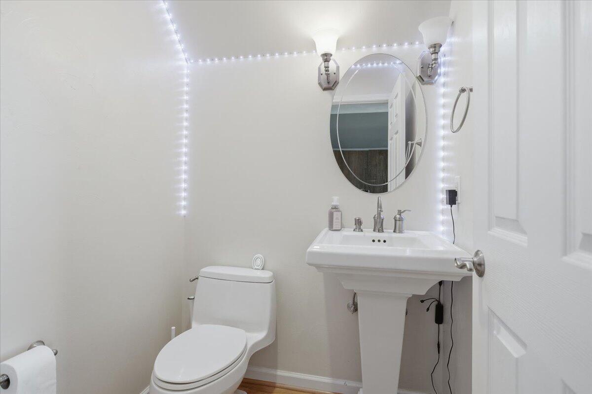 1530 Indian Springs LN