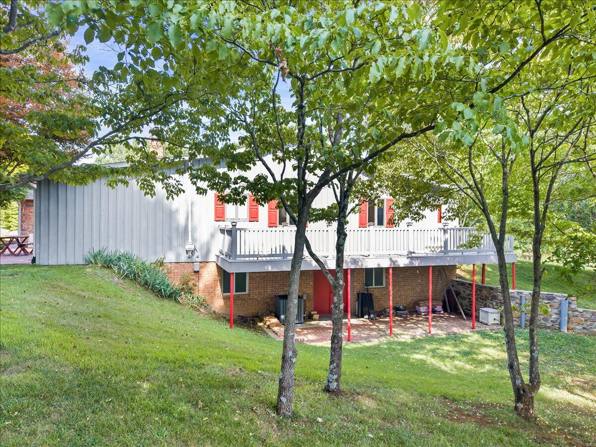 283 Orchard Lake DR