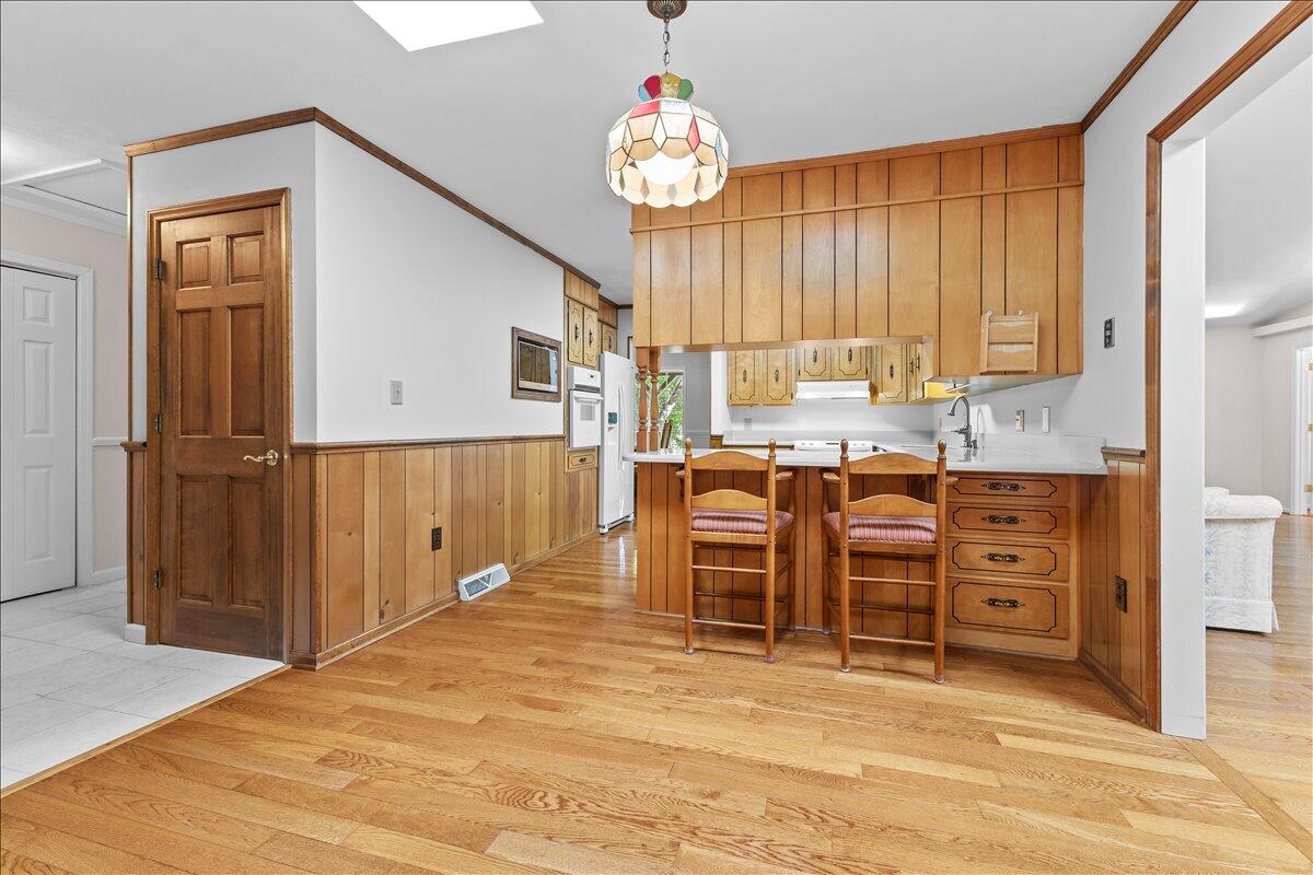 283 Orchard Lake DR