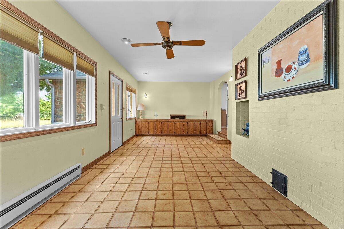 283 Orchard Lake DR