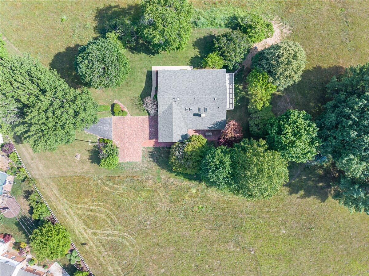283 Orchard Lake DR